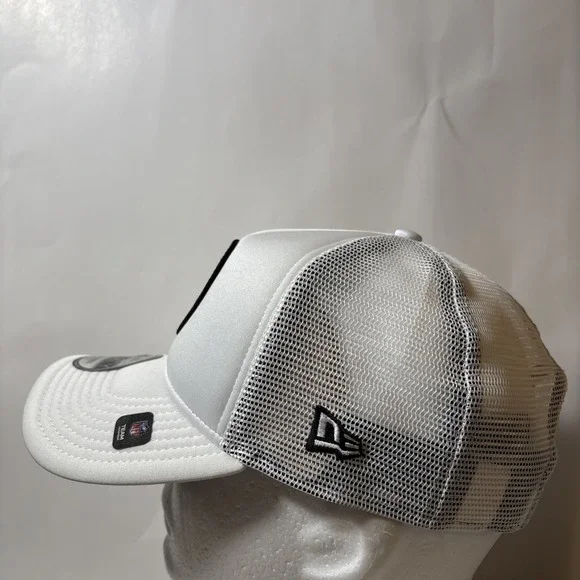 New Era‎ 9FORTY Denver Broncos Smiley Face NFL Snapback Hat RARE NEW